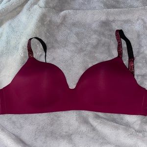 Victoria secret wireless t-shirt bra 34ddd